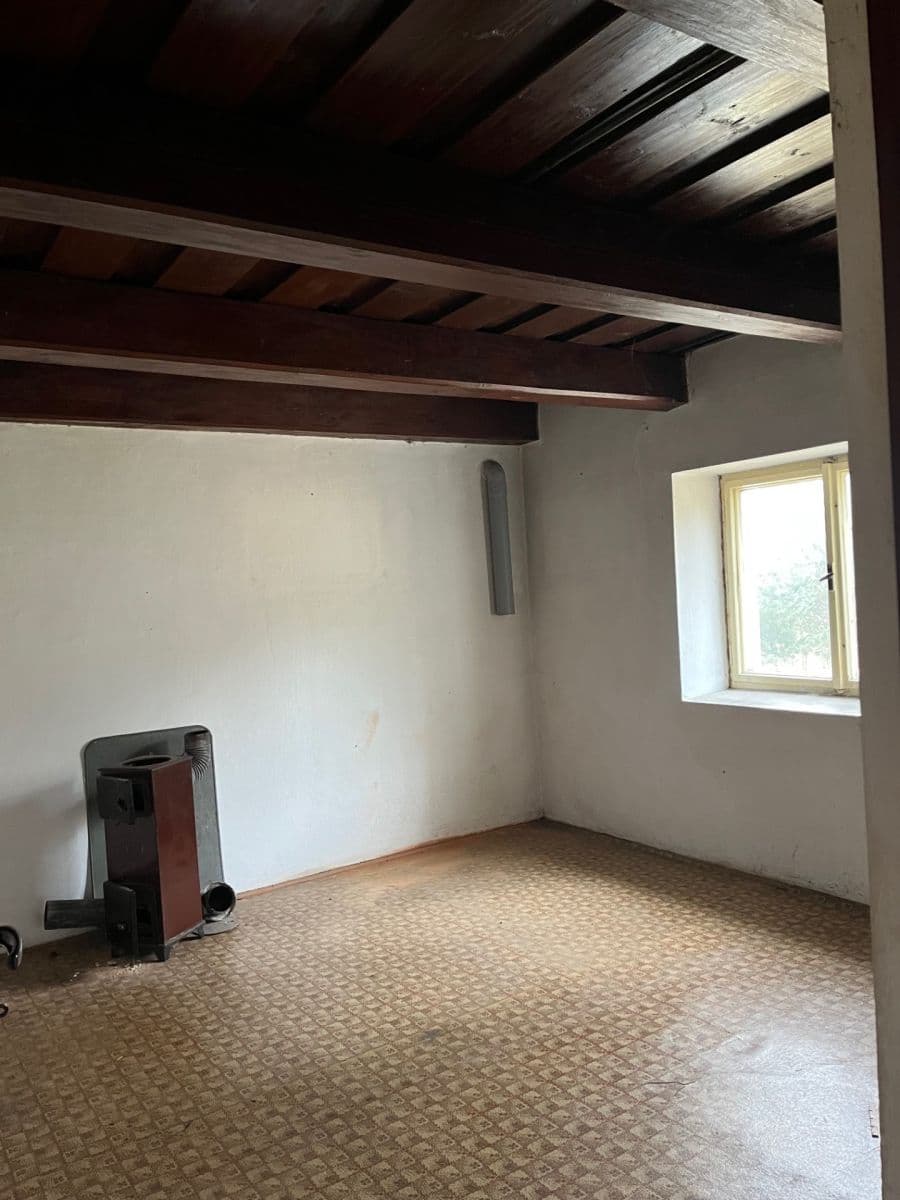 Prodej nebytového prostoru 6.257 m², Čechov, Vlašim, Středočeský kraj Prodej nebytového prostoru 6.257 m², Čechov, Vlašim, Středočeský kraj