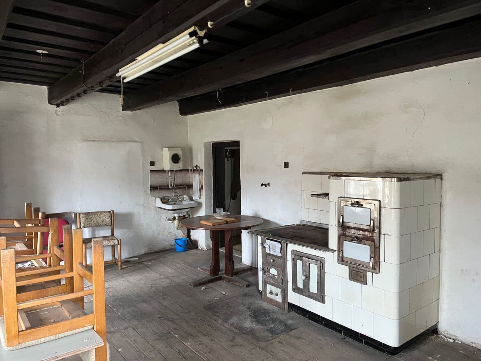 Prodej nebytového prostoru 6.257 m², Čechov, Vlašim, Středočeský kraj Prodej nebytového prostoru 6.257 m², Čechov, Vlašim, Středočeský kraj