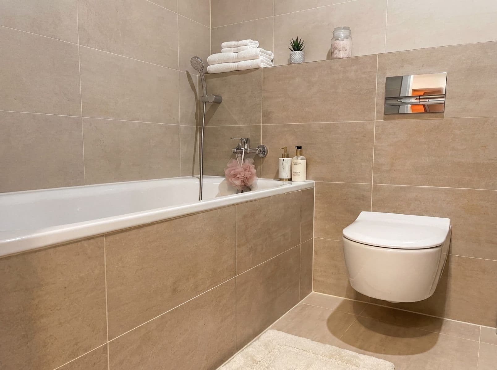 Pronájem bytu 2+kk 50 m², Olgy Havlové, Praha, Praha Pronájem bytu 2+kk 50 m², Olgy Havlové, Praha, Praha