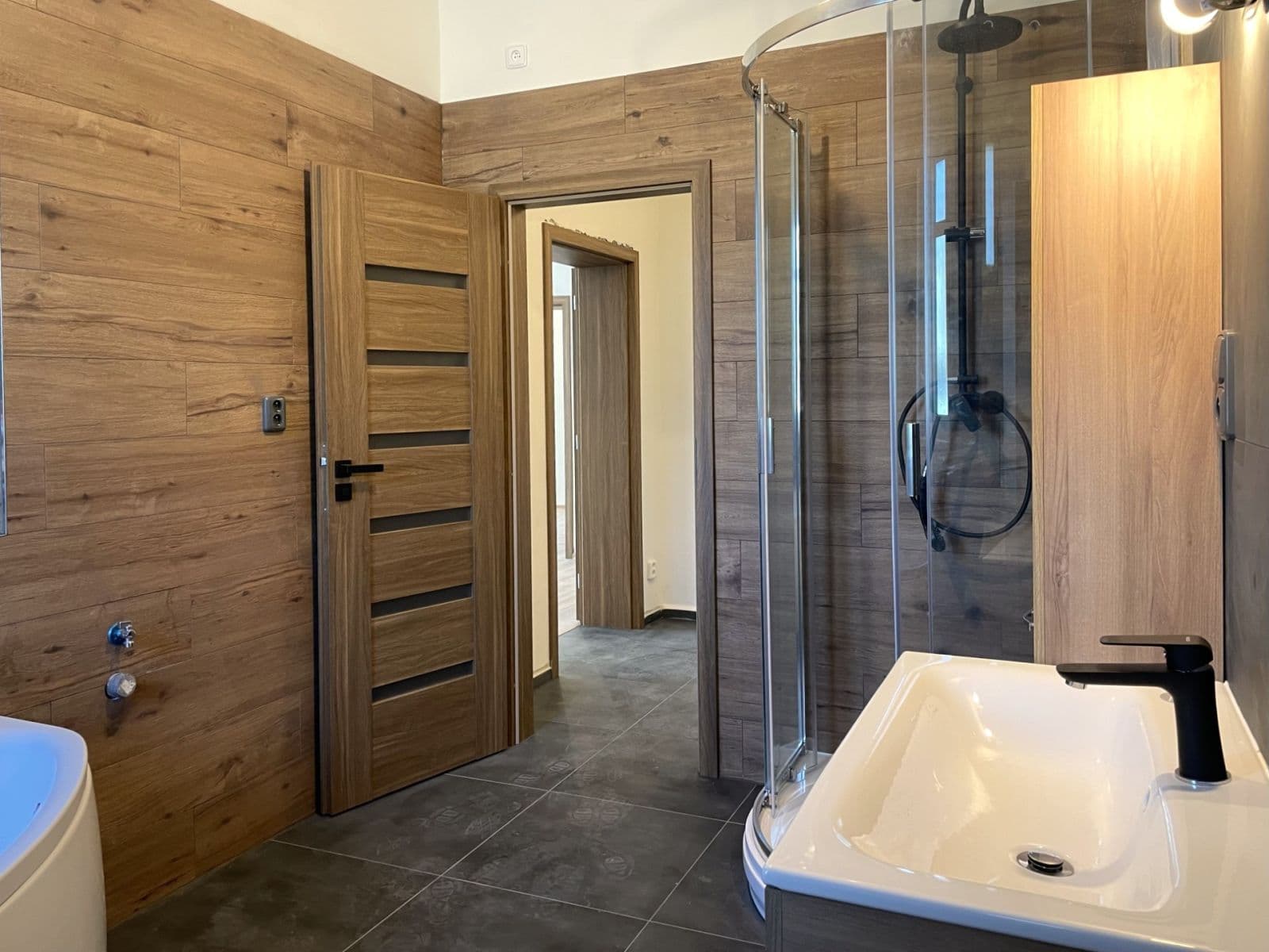 Pronájem bytu 2+kk 70 m², Krokova, Ostrava, Moravskoslezský kraj Pronájem bytu 2+kk 70 m², Krokova, Ostrava, Moravskoslezský kraj