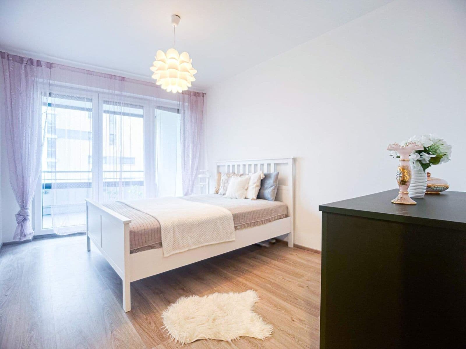 Pronájem bytu 2+kk 56 m², Kramperova, Praha, Praha Pronájem bytu 2+kk 56 m², Kramperova, Praha, Praha