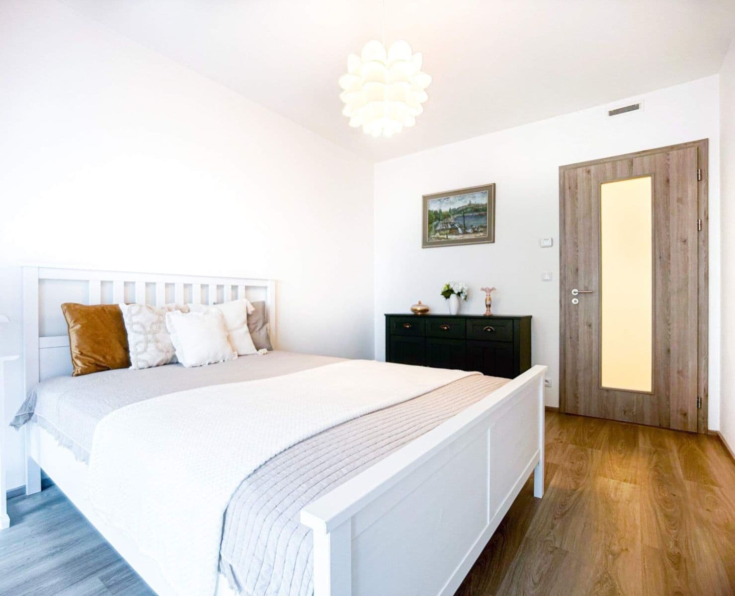 Pronájem bytu 2+kk 56 m², Kramperova, Praha, Praha Pronájem bytu 2+kk 56 m², Kramperova, Praha, Praha