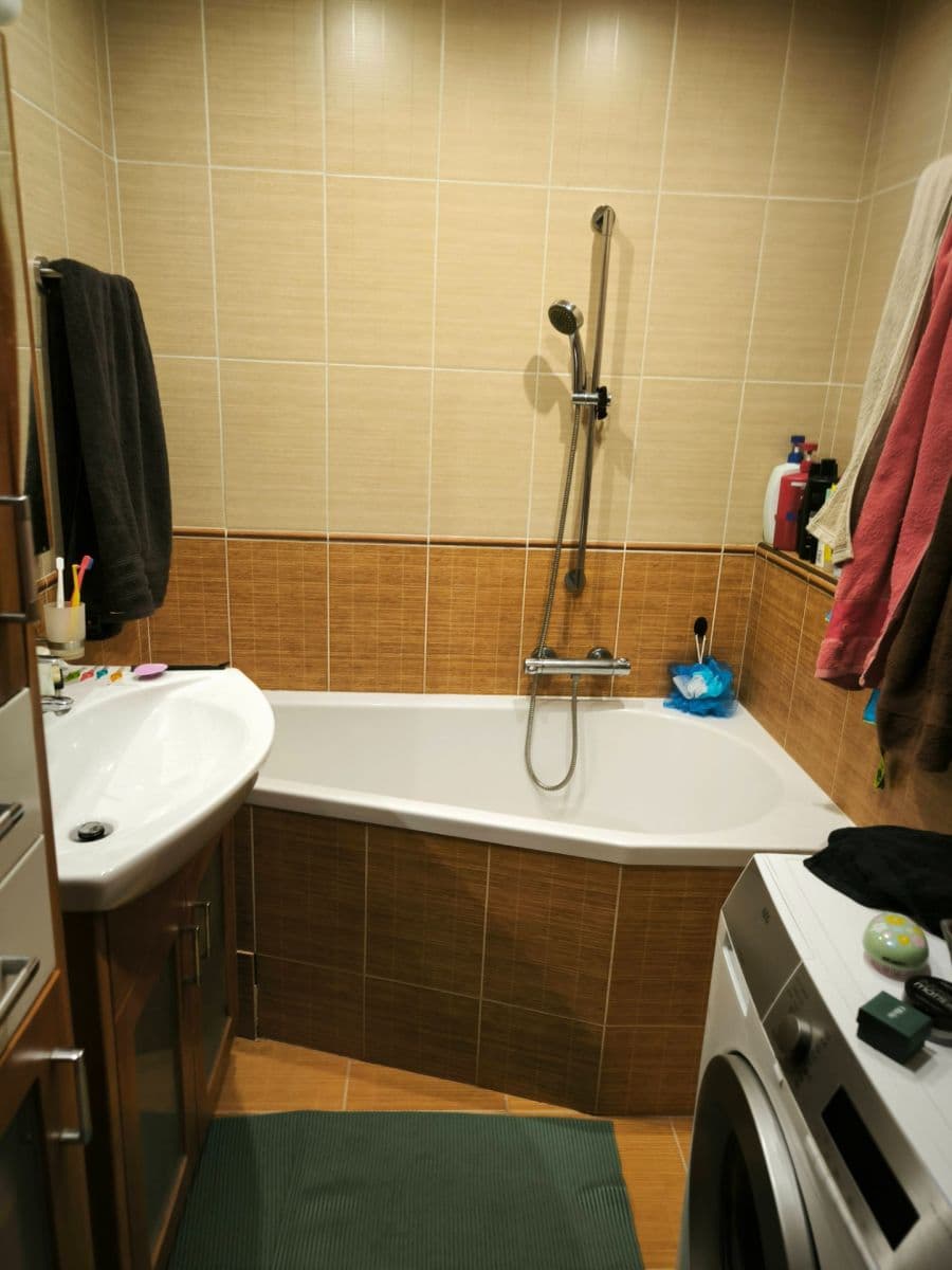 Pronájem bytu 4+1 100 m², Navigátorů, Praha, Praha Pronájem bytu 4+1 100 m², Navigátorů, Praha, Praha