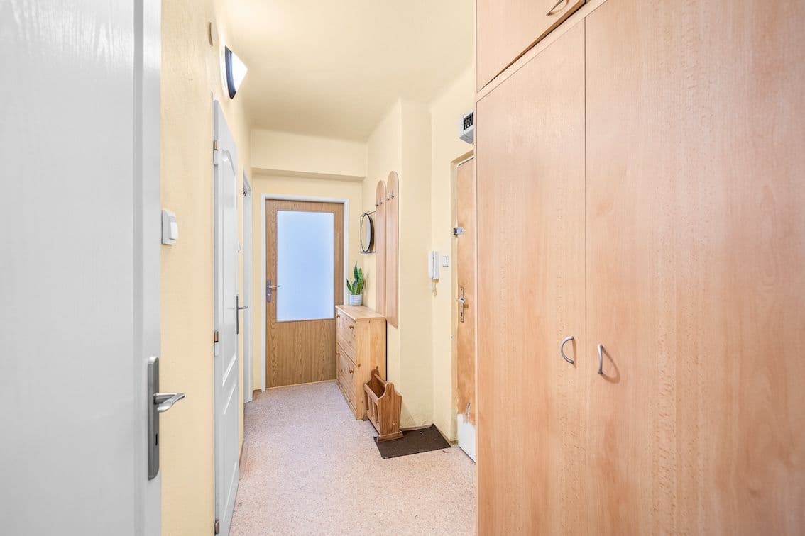 Pronájem bytu 2+1 52 m², Bezručova, Benešov, Středočeský kraj Pronájem bytu 2+1 52 m², Bezručova, Benešov, Středočeský kraj