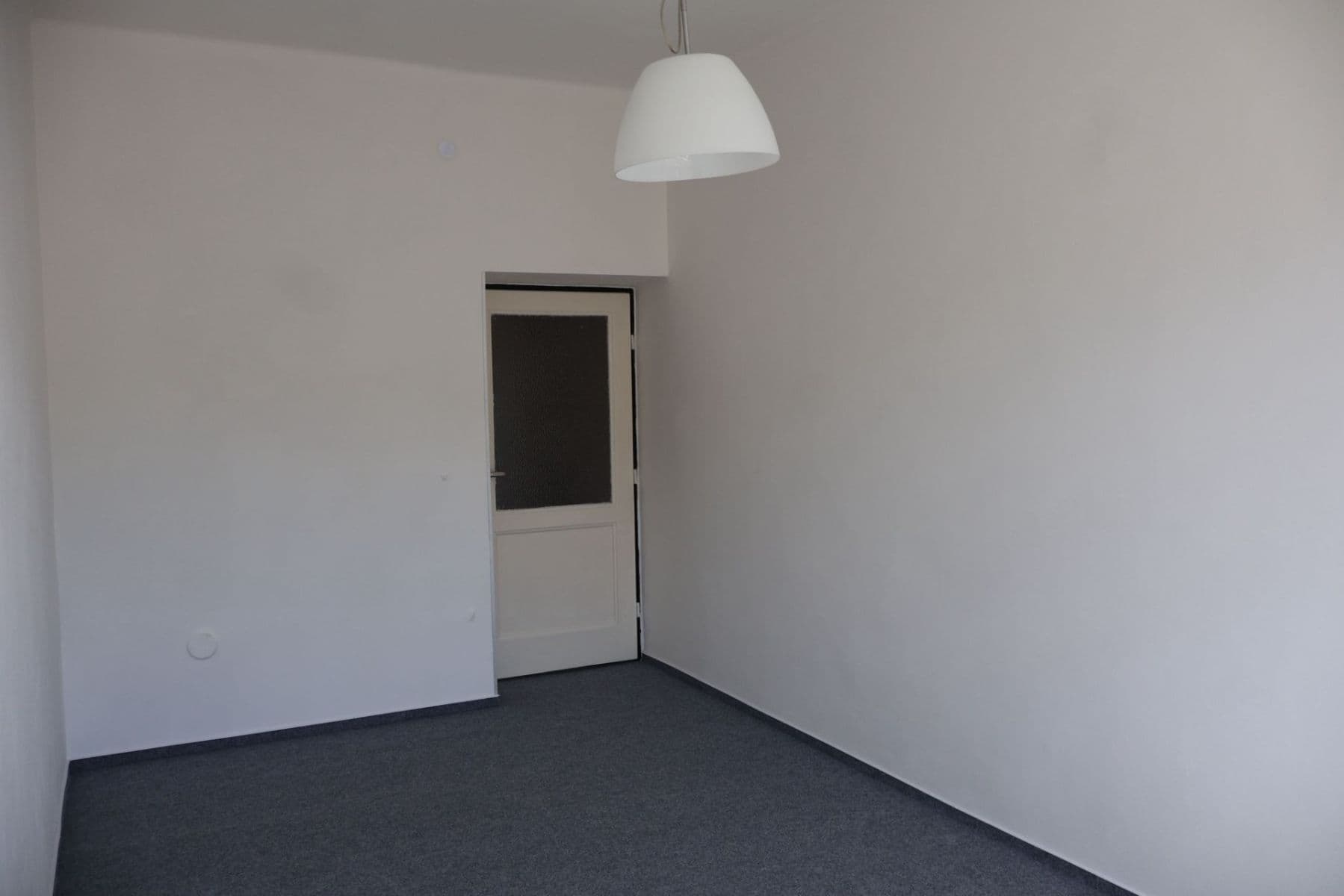 Pronájem bytu 3+1 80 m², Bělohorská, Praha, Praha Pronájem bytu 3+1 80 m², Bělohorská, Praha, Praha