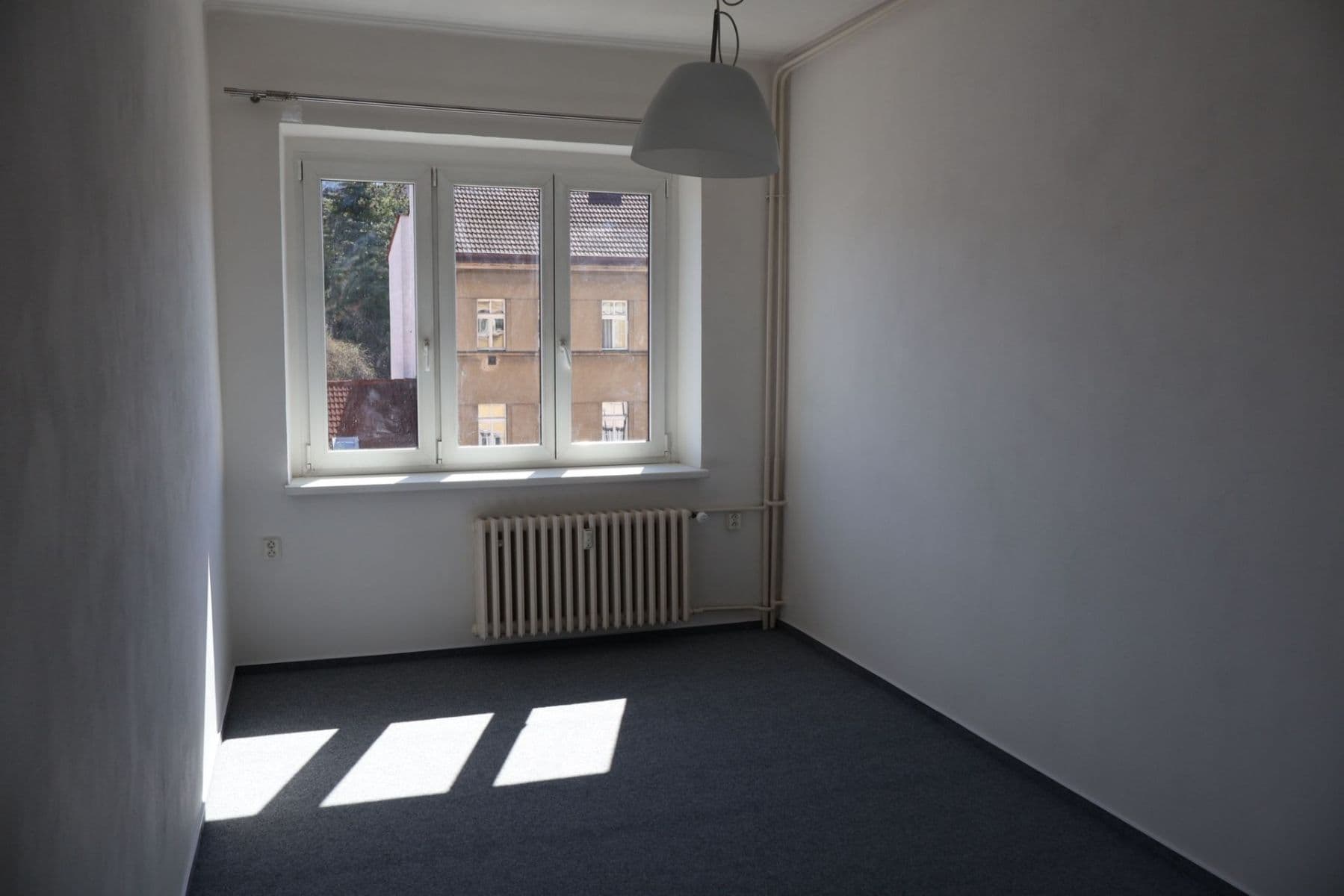 Pronájem bytu 3+1 80 m², Bělohorská, Praha, Praha Pronájem bytu 3+1 80 m², Bělohorská, Praha, Praha