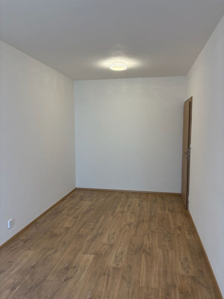 Pronájem bytu 2+kk 43 m², Zlín, Zlínský kraj Pronájem bytu 2+kk 43 m², Zlín, Zlínský kraj