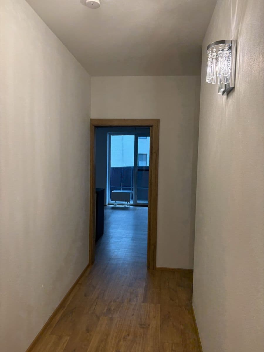 Pronájem bytu 2+kk 43 m², Zlín, Zlínský kraj Pronájem bytu 2+kk 43 m², Zlín, Zlínský kraj