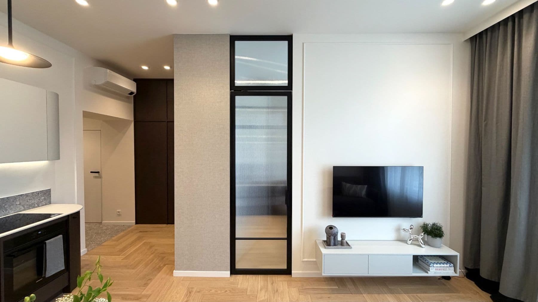 Pronájem bytu 2+kk 41 m², Karlínské náměstí, Praha, Praha Pronájem bytu 2+kk 41 m², Karlínské náměstí, Praha, Praha