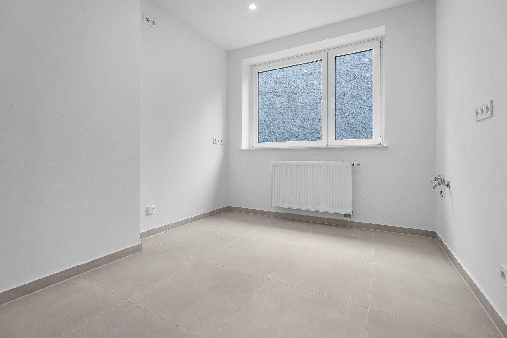 Pronájem bytu 3+1 64 m², Bremen, Bremen Pronájem bytu 3+1 64 m², Bremen, Bremen