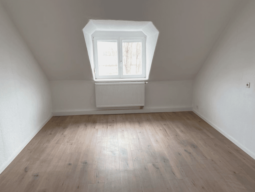 Pronájem bytu 2+1 65 m², Meißner Straße 13, Diera-Zehren, Sasko Pronájem bytu 2+1 65 m², Meißner Straße 13, Diera-Zehren, Sasko