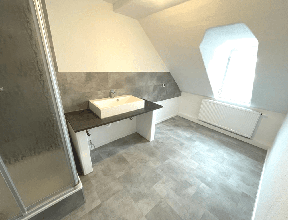 Pronájem bytu 2+1 65 m², Meißner Straße 13, Diera-Zehren, Sasko Pronájem bytu 2+1 65 m², Meißner Straße 13, Diera-Zehren, Sasko