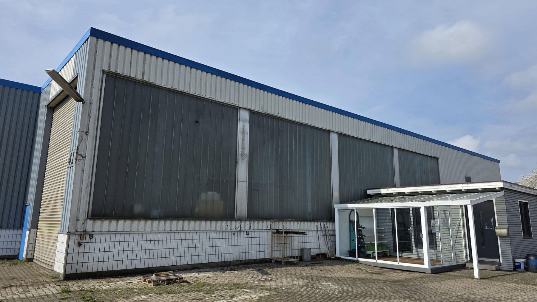 Pronájem nebytového prostoru 208 m², Einsiedelstr. 41, Lübeck, Šlesvicko-Holštýnsko Pronájem nebytového prostoru 208 m², Einsiedelstr. 41, Lübeck, Šlesvicko-Holštýnsko