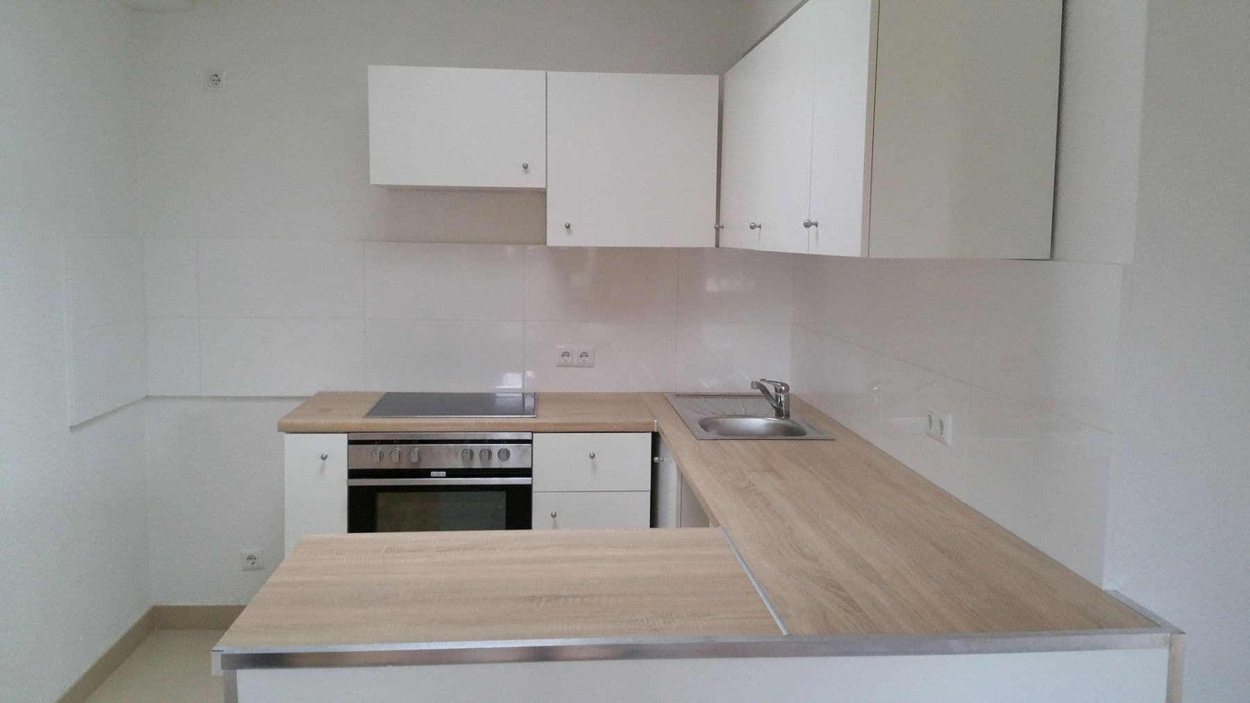 Pronájem bytu 3+1 111 m², Windbergweg 3, Berlin, Berlín Pronájem bytu 3+1 111 m², Windbergweg 3, Berlin, Berlín