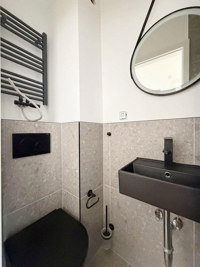 Pronájem bytu 2+1 38 m², Mittelstr. 7, Bremen, Bremen Pronájem bytu 2+1 38 m², Mittelstr. 7, Bremen, Bremen