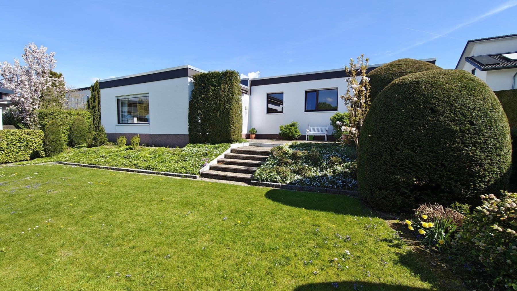 Prodej domu 167 m², pozemek 636 m², Weinberg 12, Paderborn, Severní Porýní-Vestfálsko Prodej domu 167 m², pozemek 636 m², Weinberg 12, Paderborn, Severní Porýní-Vestfálsko