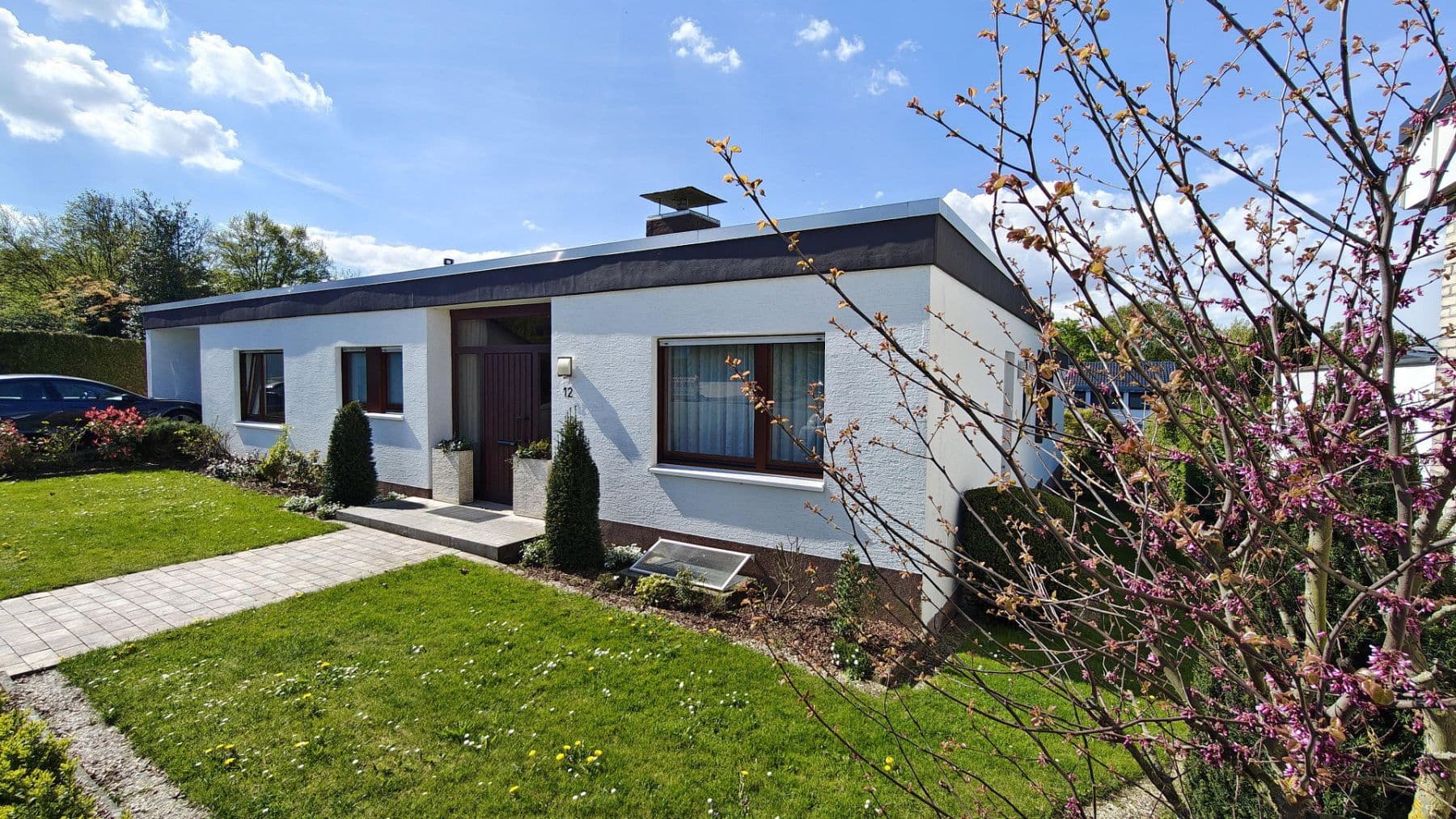 Prodej domu 167 m², pozemek 636 m², Weinberg 12, Paderborn, Severní Porýní-Vestfálsko Prodej domu 167 m², pozemek 636 m², Weinberg 12, Paderborn, Severní Porýní-Vestfálsko