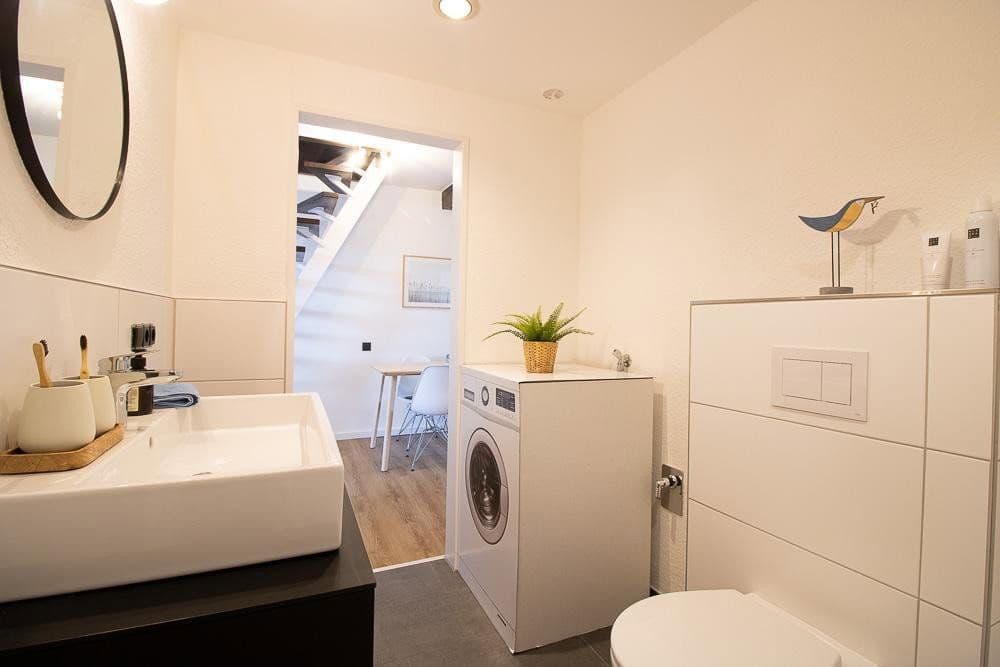 Prodej bytu 3+1 76 m², Bonn, Severní Porýní-Vestfálsko Prodej bytu 3+1 76 m², Bonn, Severní Porýní-Vestfálsko