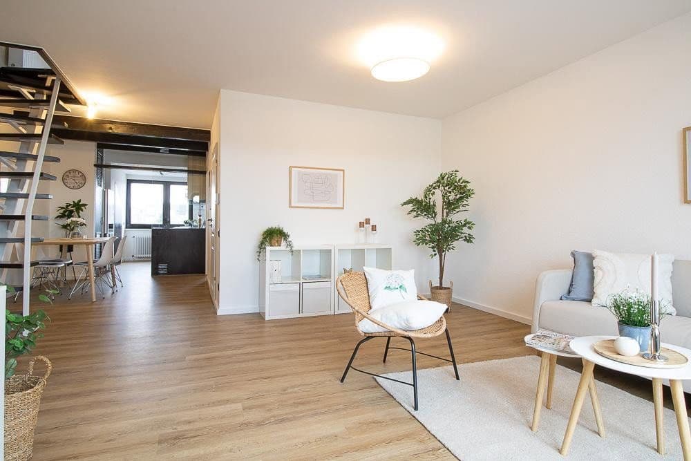 Prodej bytu 3+1 76 m², Bonn, Severní Porýní-Vestfálsko Prodej bytu 3+1 76 m², Bonn, Severní Porýní-Vestfálsko