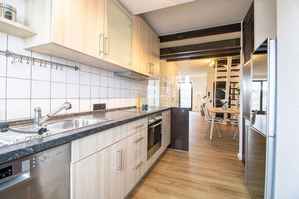 Prodej bytu 3+1 76 m², Bonn, Severní Porýní-Vestfálsko Prodej bytu 3+1 76 m², Bonn, Severní Porýní-Vestfálsko