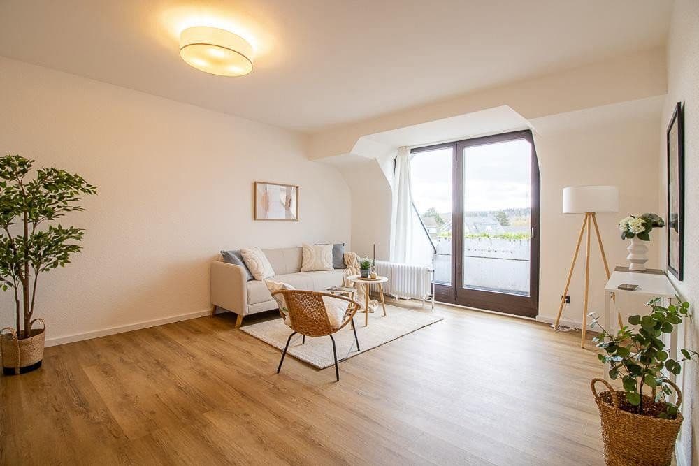 Prodej bytu 3+1 76 m², Bonn, Severní Porýní-Vestfálsko Prodej bytu 3+1 76 m², Bonn, Severní Porýní-Vestfálsko