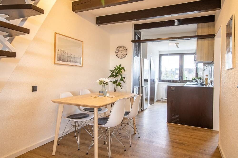 Prodej bytu 3+1 76 m², Bonn, Severní Porýní-Vestfálsko Prodej bytu 3+1 76 m², Bonn, Severní Porýní-Vestfálsko