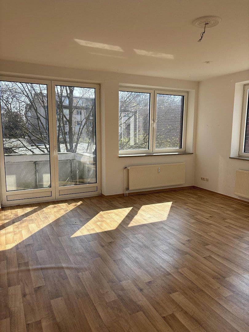 Pronájem bytu 2+1 76 m², Klenower Straße 57, Ludwigslust, Mecklenburg-Vorpommern Pronájem bytu 2+1 76 m², Klenower Straße 57, Ludwigslust, Mecklenburg-Vorpommern