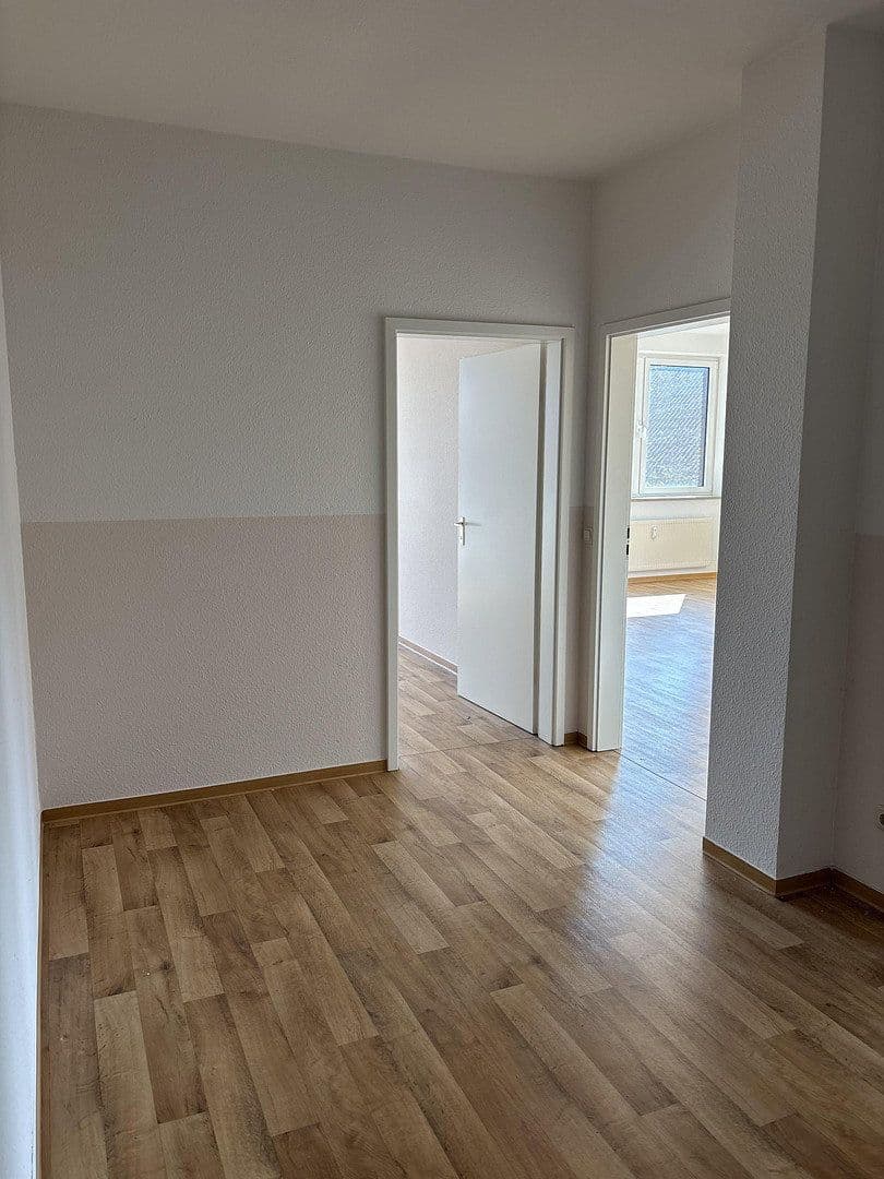 Pronájem bytu 2+1 76 m², Klenower Straße 57, Ludwigslust, Mecklenburg-Vorpommern Pronájem bytu 2+1 76 m², Klenower Straße 57, Ludwigslust, Mecklenburg-Vorpommern