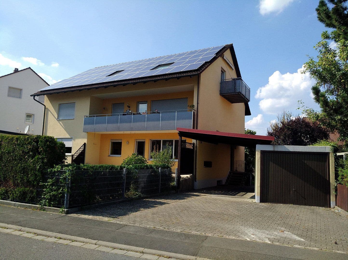 Pronájem bytu 4+1 110 m², Franzensbader Str. 70, Höchstadt an der Aisch, Bavorsko Pronájem bytu 4+1 110 m², Franzensbader Str. 70, Höchstadt an der Aisch, Bavorsko