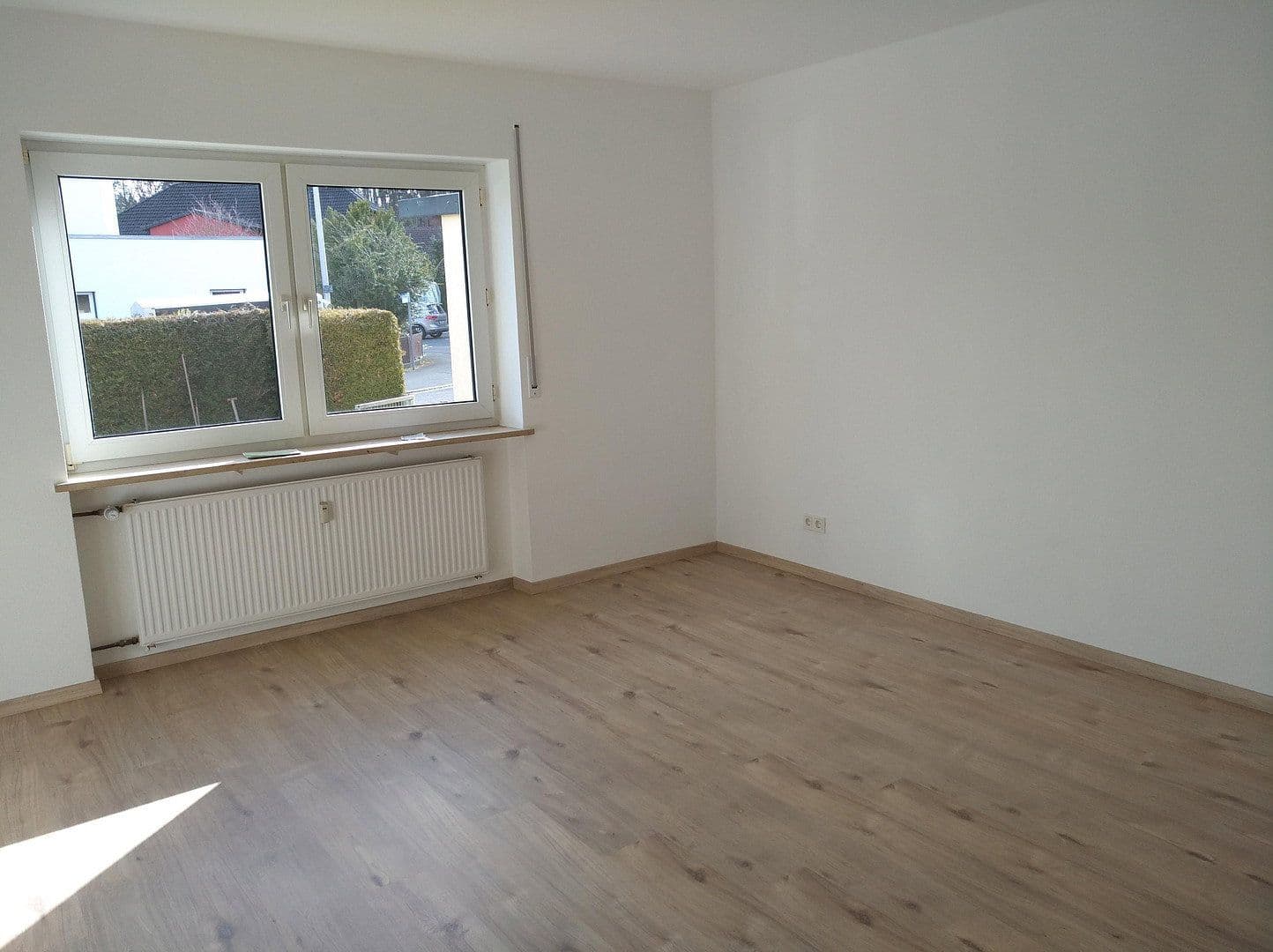 Pronájem bytu 4+1 110 m², Franzensbader Str. 70, Höchstadt an der Aisch, Bavorsko Pronájem bytu 4+1 110 m², Franzensbader Str. 70, Höchstadt an der Aisch, Bavorsko