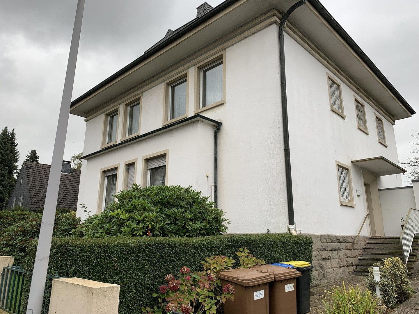 Prodej domu 320 m², pozemek 994 m², Mülheim, Severní Porýní-Vestfálsko Prodej domu 320 m², pozemek 994 m², Mülheim, Severní Porýní-Vestfálsko