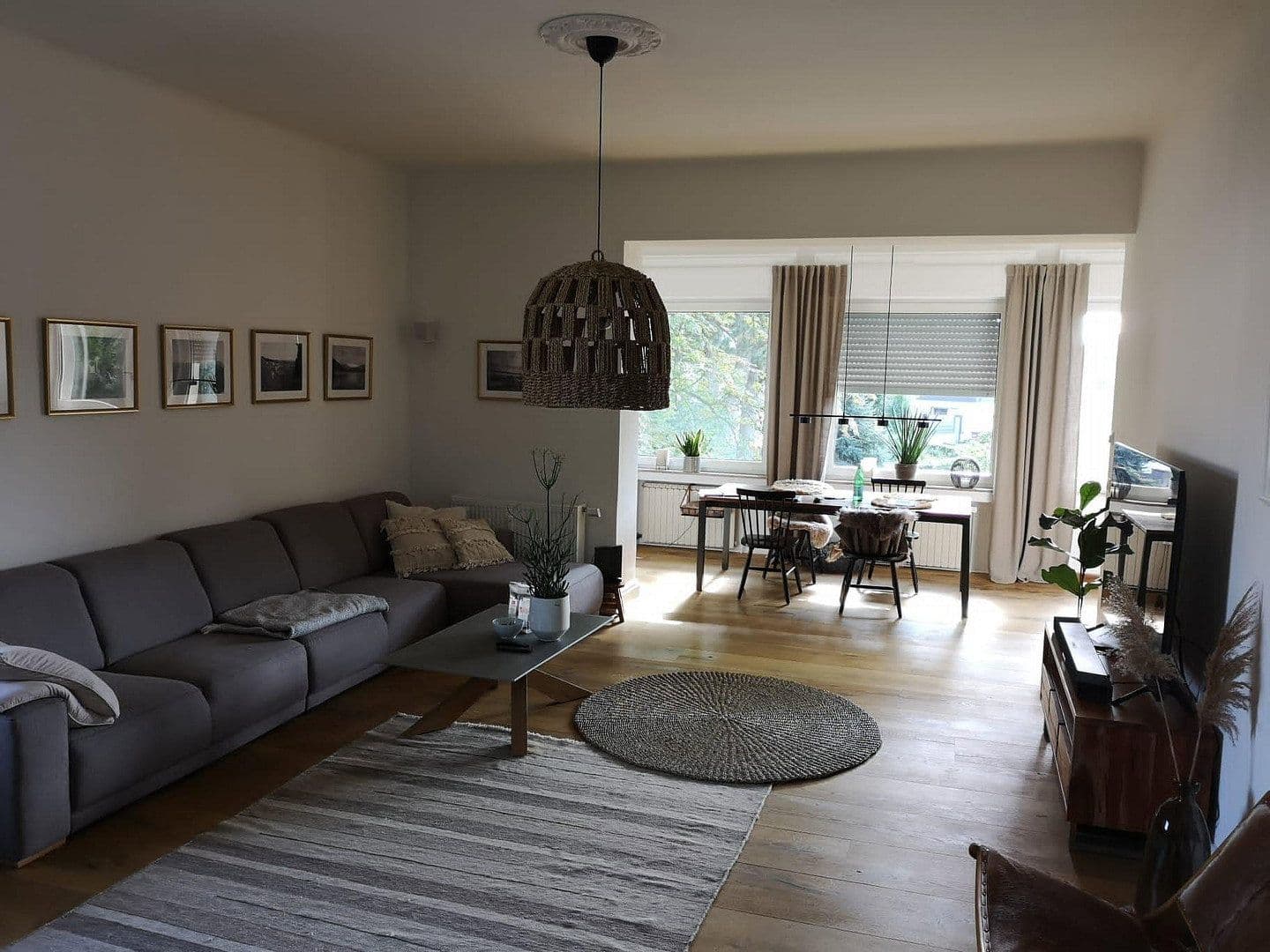 Prodej domu 320 m², pozemek 994 m², Mülheim, Severní Porýní-Vestfálsko Prodej domu 320 m², pozemek 994 m², Mülheim, Severní Porýní-Vestfálsko