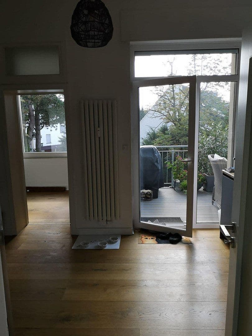 Prodej domu 320 m², pozemek 994 m², Mülheim, Severní Porýní-Vestfálsko Prodej domu 320 m², pozemek 994 m², Mülheim, Severní Porýní-Vestfálsko