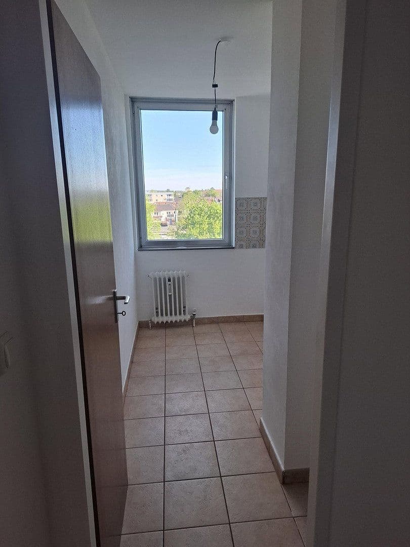 Prodej bytu 2+1 54 m², Geisinger Steig 11, Fürstenfeldbruck, Bavorsko Prodej bytu 2+1 54 m², Geisinger Steig 11, Fürstenfeldbruck, Bavorsko