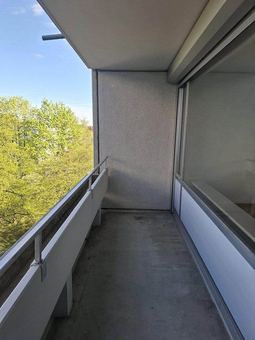 Prodej bytu 2+1 54 m², Geisinger Steig 11, Fürstenfeldbruck, Bavorsko Prodej bytu 2+1 54 m², Geisinger Steig 11, Fürstenfeldbruck, Bavorsko