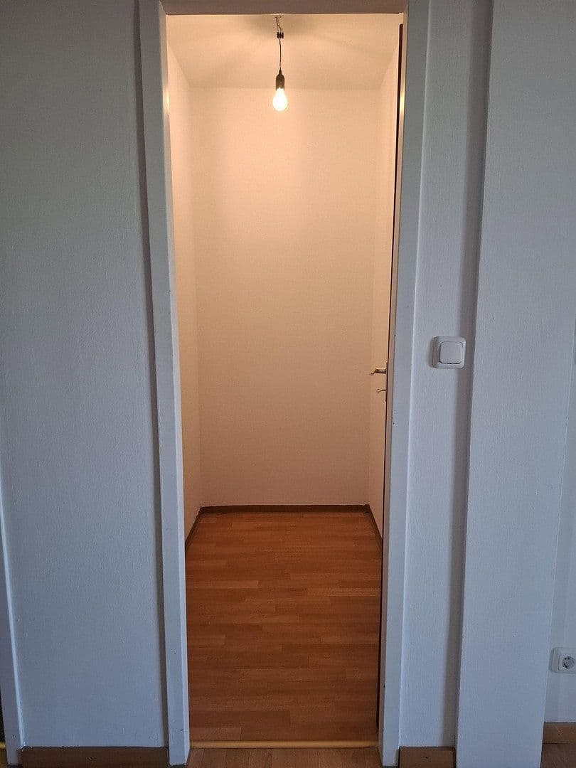 Prodej bytu 2+1 54 m², Geisinger Steig 11, Fürstenfeldbruck, Bavorsko Prodej bytu 2+1 54 m², Geisinger Steig 11, Fürstenfeldbruck, Bavorsko