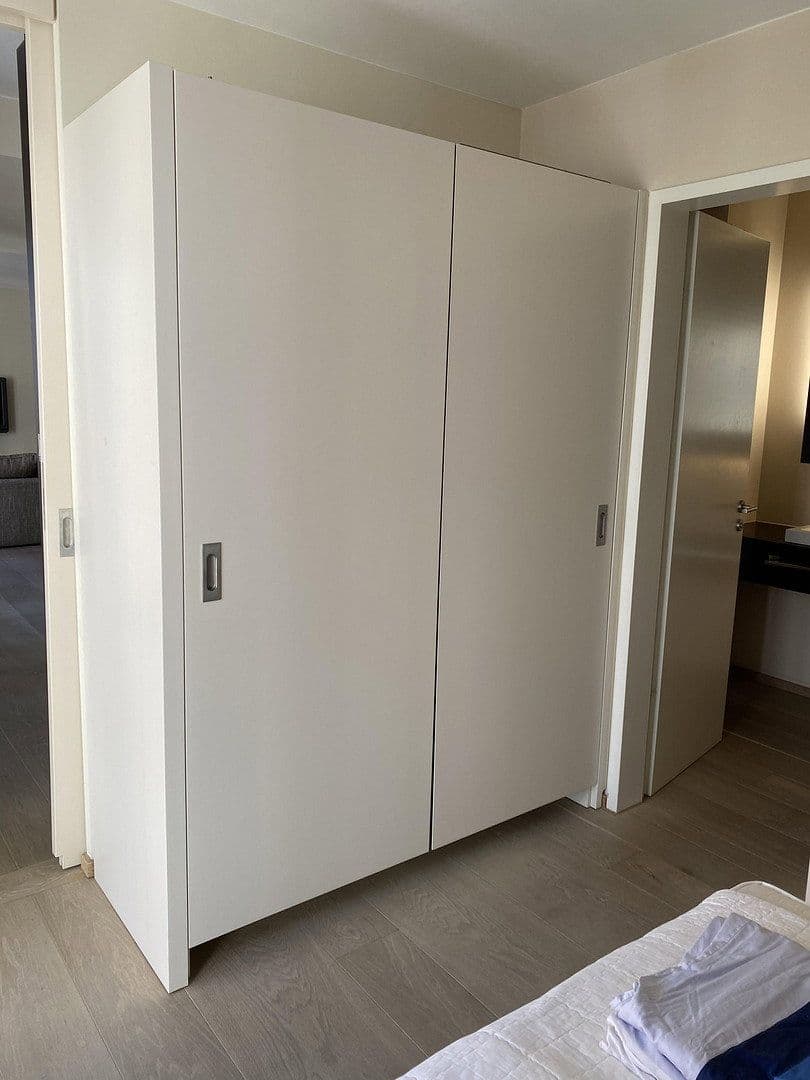 Pronájem bytu 2+1 60 m², Adams-Lehmann-Strasse, München, Bavorsko Pronájem bytu 2+1 60 m², Adams-Lehmann-Strasse, München, Bavorsko