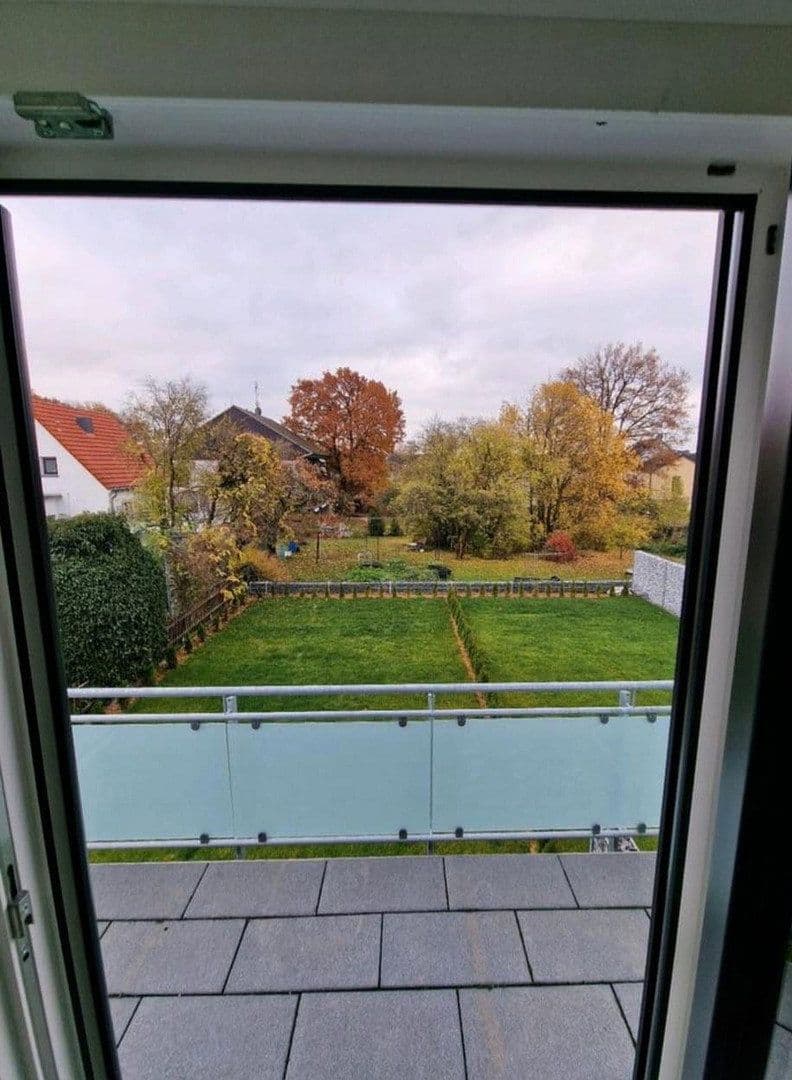 Pronájem domu 135 m², pozemek 350 m², Bergisch Gladbach, Severní Porýní-Vestfálsko Pronájem domu 135 m², pozemek 350 m², Bergisch Gladbach, Severní Porýní-Vestfálsko