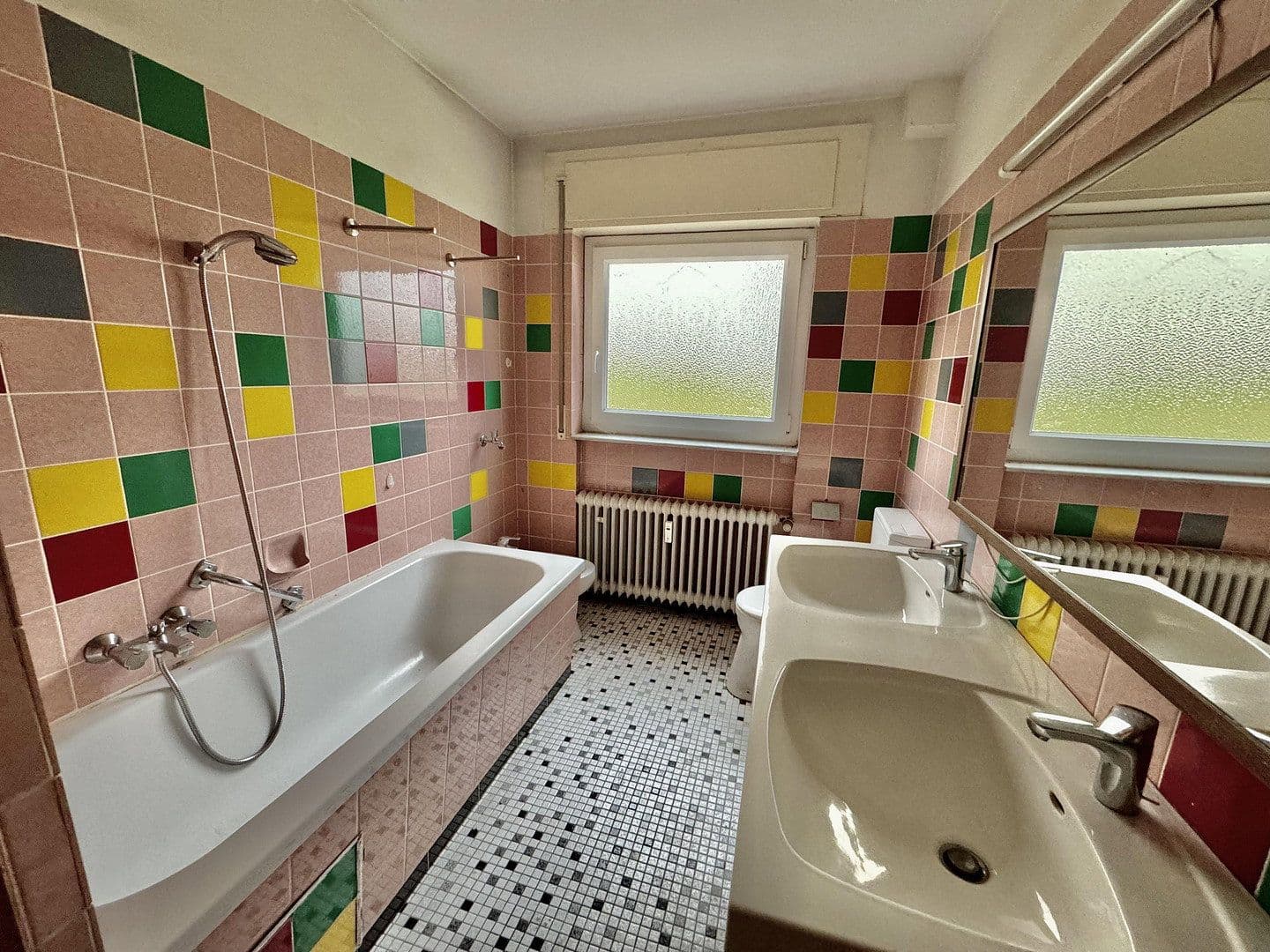 Prodej bytu 5+1 171 m², Sinzheim, Bádensko-Württembersko Prodej bytu 5+1 171 m², Sinzheim, Bádensko-Württembersko