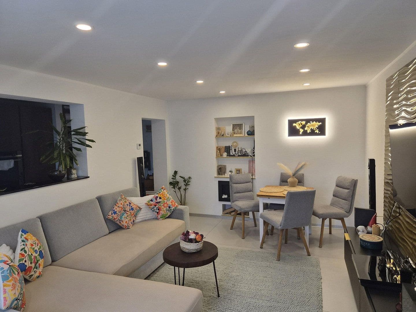 Prodej bytu 3+1 62 m², Rheinfelden (Baden), Bádensko-Württembersko Prodej bytu 3+1 62 m², Rheinfelden (Baden), Bádensko-Württembersko
