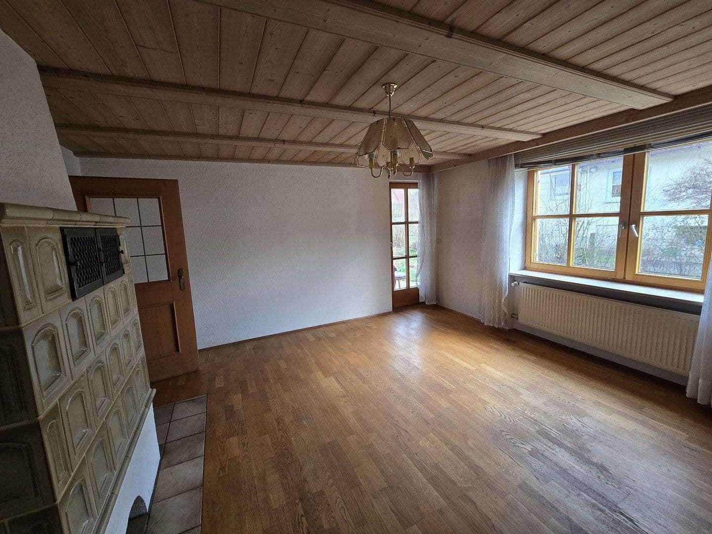 Prodej domu 210 m², pozemek 714 m², Taufkirchen (Vils), Bavorsko Prodej domu 210 m², pozemek 714 m², Taufkirchen (Vils), Bavorsko