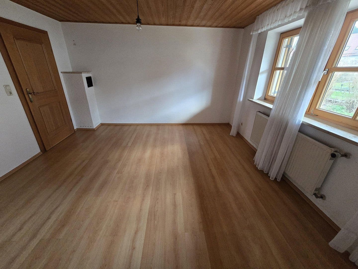 Prodej domu 210 m², pozemek 714 m², Taufkirchen (Vils), Bavorsko Prodej domu 210 m², pozemek 714 m², Taufkirchen (Vils), Bavorsko