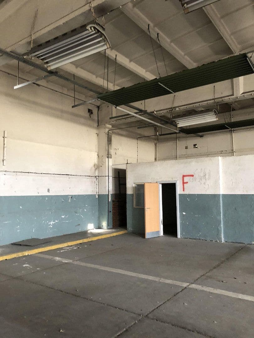 Prodej nebytového prostoru 25.564 m², Lützowstr. 3, Stavenhagen, Mecklenburg-Vorpommern Prodej nebytového prostoru 25.564 m², Lützowstr. 3, Stavenhagen, Mecklenburg-Vorpommern