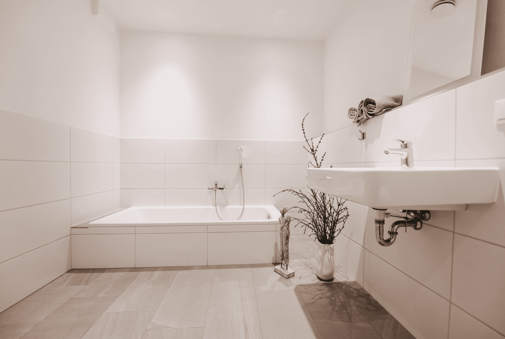 Pronájem bytu 3+1 103 m², Hansefelder Hof 1b, Hamberge, Šlesvicko-Holštýnsko Pronájem bytu 3+1 103 m², Hansefelder Hof 1b, Hamberge, Šlesvicko-Holštýnsko