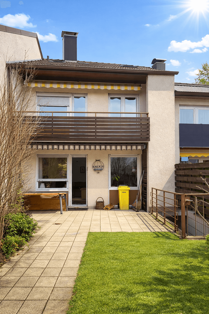Prodej domu 124 m², pozemek 274 m², Villingen-Schwenningen, Bádensko-Württembersko Prodej domu 124 m², pozemek 274 m², Villingen-Schwenningen, Bádensko-Württembersko
