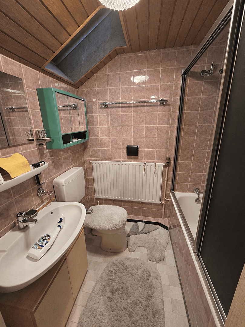 Prodej domu 124 m², pozemek 274 m², Villingen-Schwenningen, Bádensko-Württembersko Prodej domu 124 m², pozemek 274 m², Villingen-Schwenningen, Bádensko-Württembersko