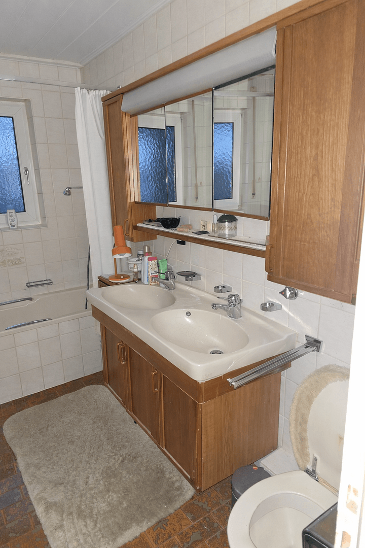 Prodej domu 124 m², pozemek 274 m², Villingen-Schwenningen, Bádensko-Württembersko Prodej domu 124 m², pozemek 274 m², Villingen-Schwenningen, Bádensko-Württembersko