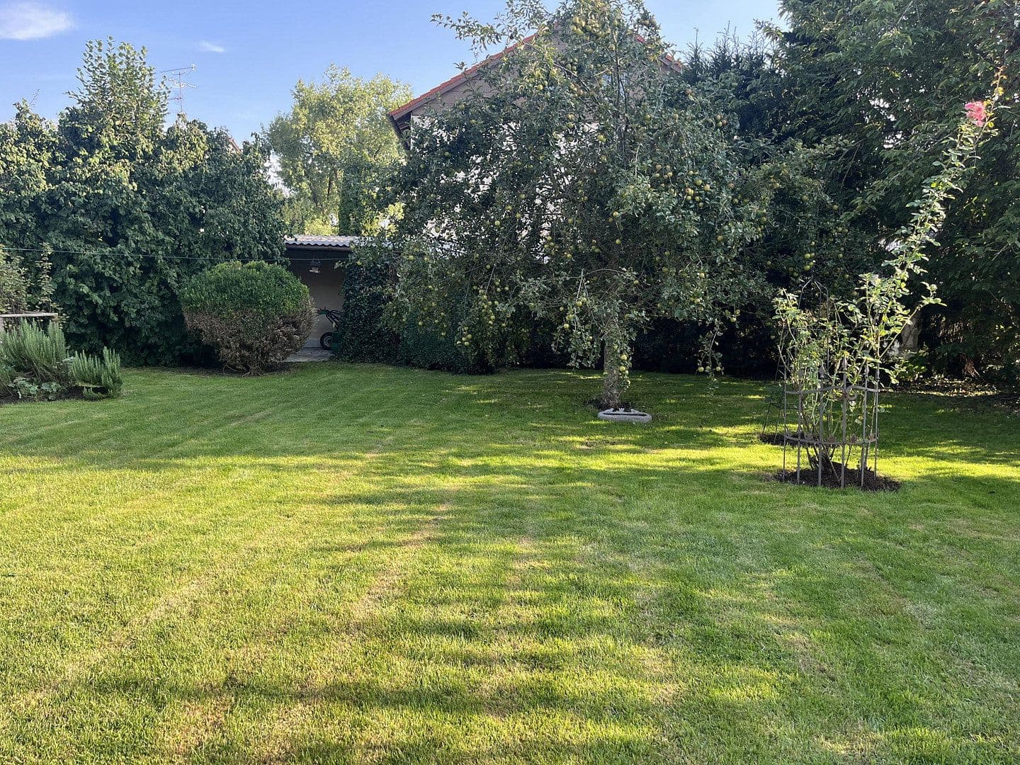 Prodej domu 140 m², pozemek 819 m², Rosenstrasse 5, Maisach, Bavorsko Prodej domu 140 m², pozemek 819 m², Rosenstrasse 5, Maisach, Bavorsko