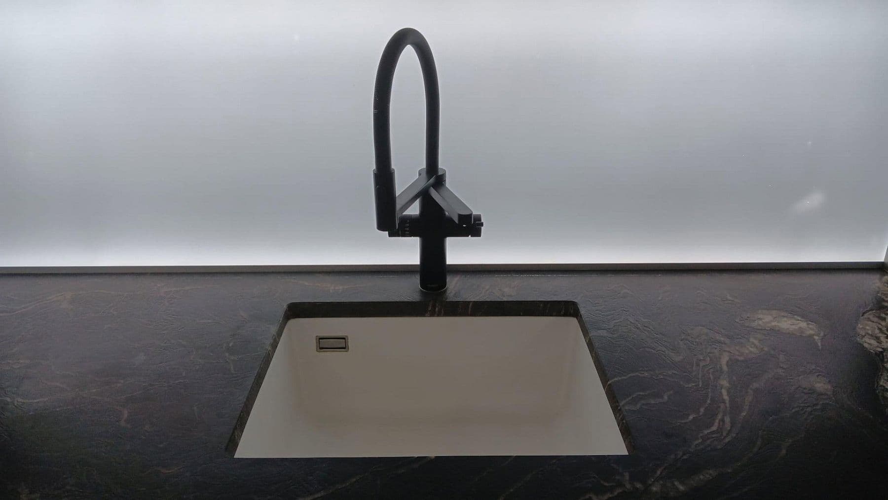 Pronájem bytu 3+1 94 m², Amerstorfferstr. 29, München, Bavorsko Pronájem bytu 3+1 94 m², Amerstorfferstr. 29, München, Bavorsko