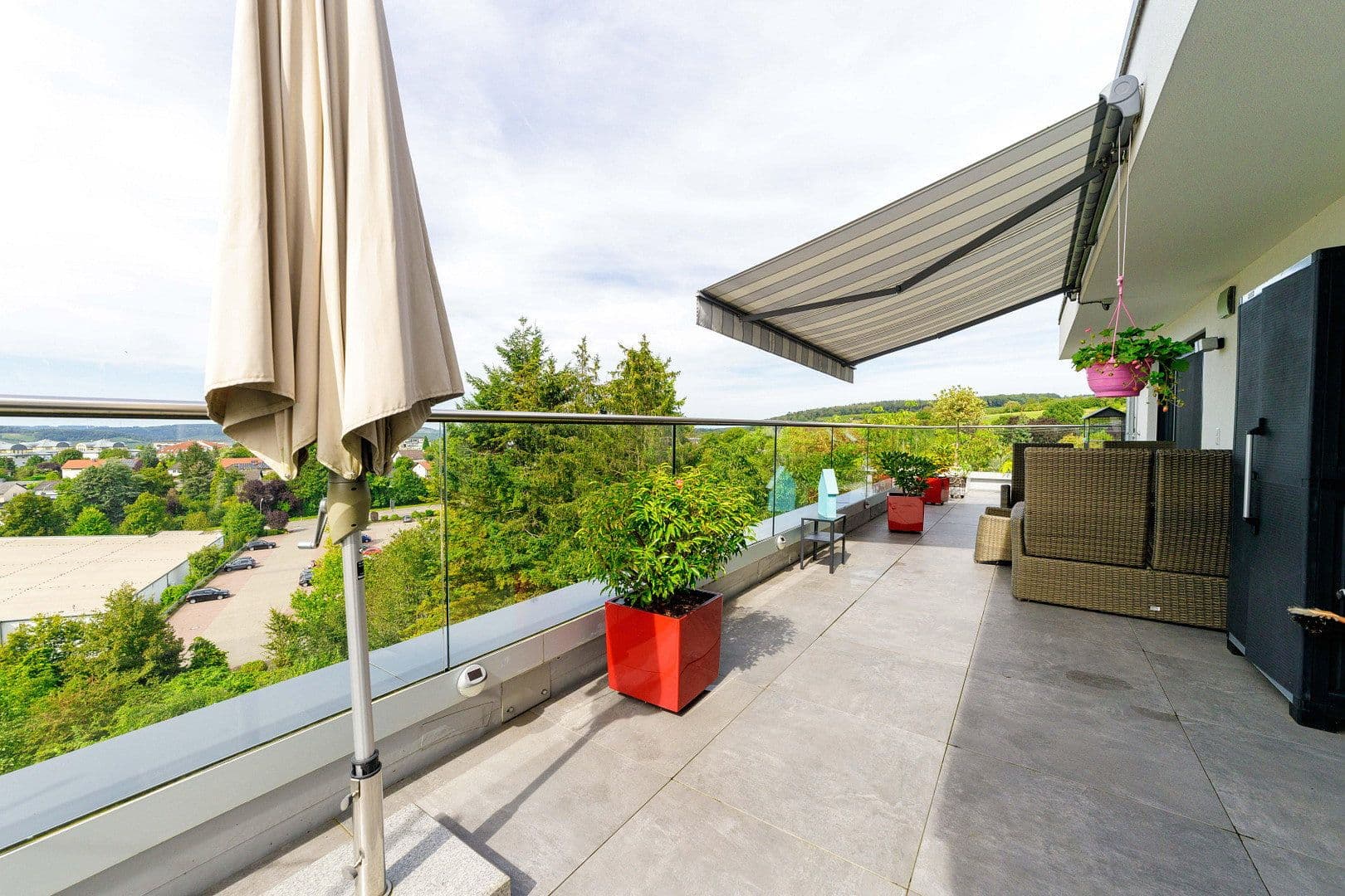 Prodej bytu 5+1 180 m², Perl, Země Sársko Prodej bytu 5+1 180 m², Perl, Země Sársko